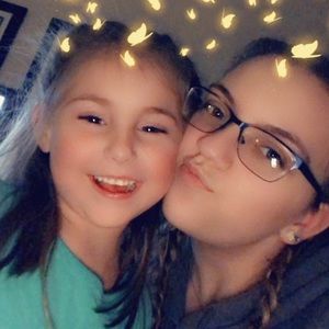 Meet your Posher, Marissa